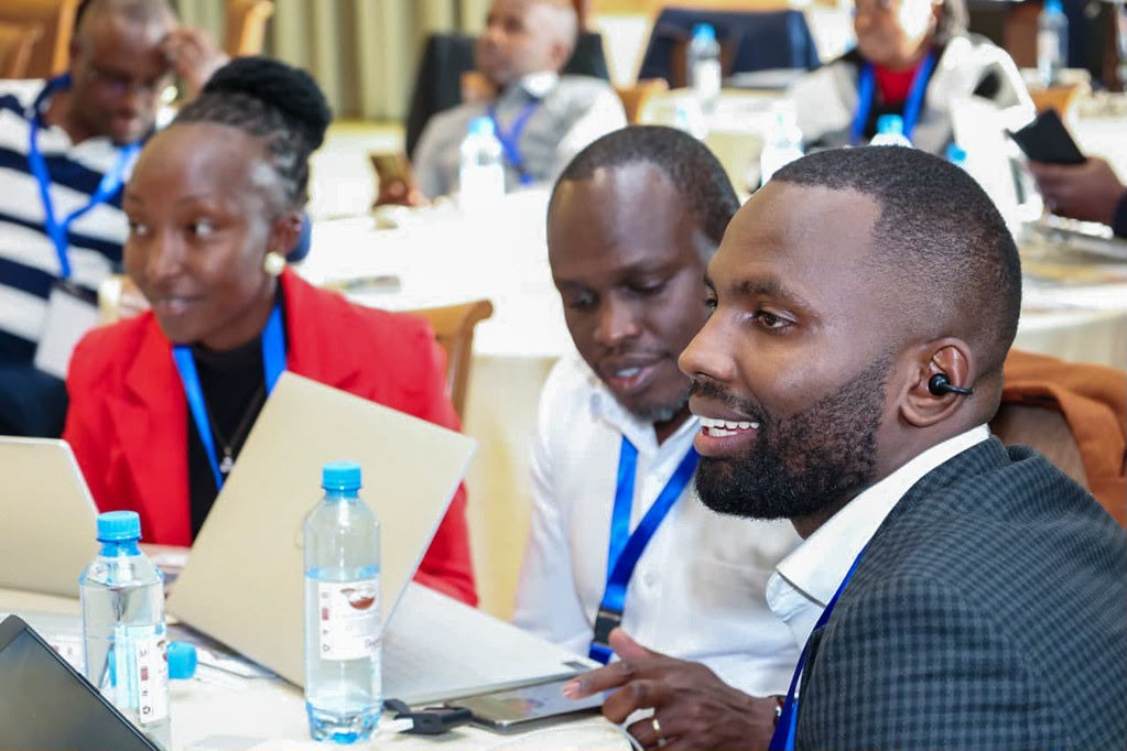 ISMS conference participant discussion